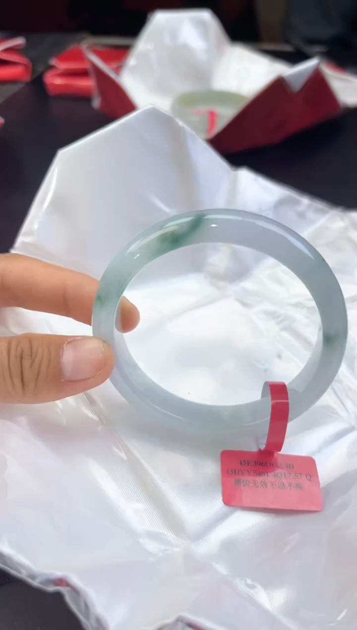 【闪购商品】翡翠手镯未镶嵌翡翠手镯