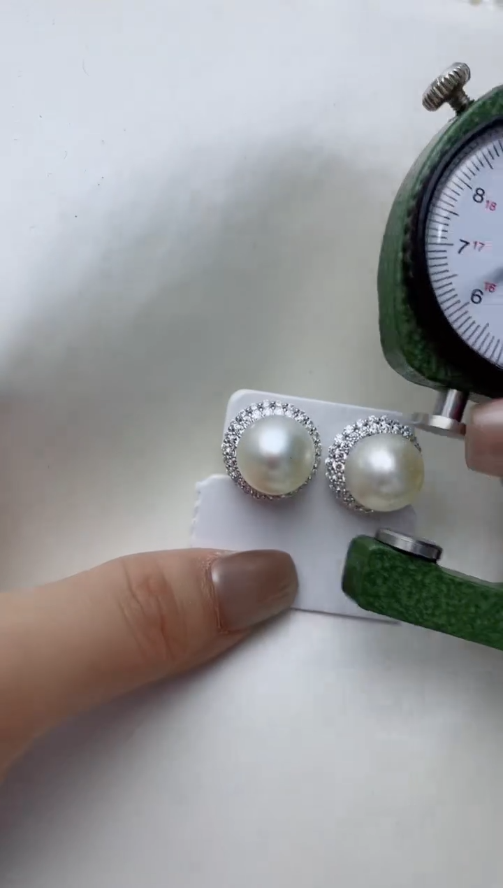 【闪购商品】海水珍珠耳饰银S925镶嵌A127