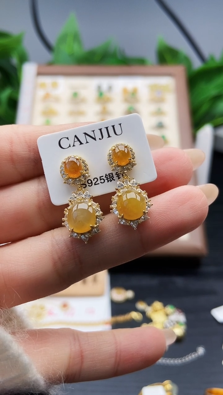 银S925镶嵌翡翠耳饰1