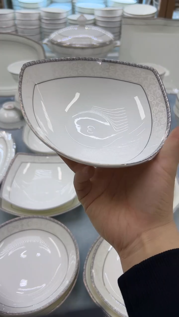 骨瓷玲珑6三角2个  