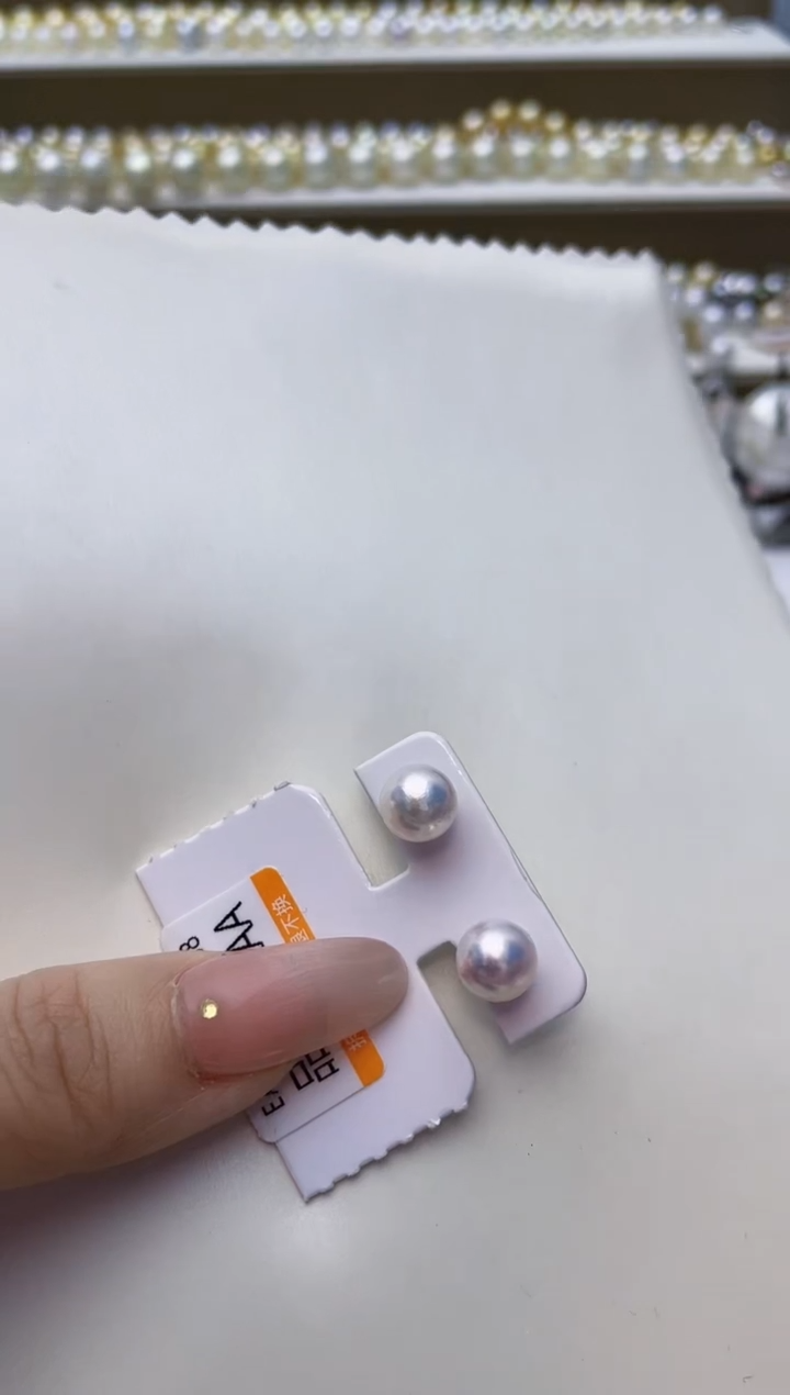 【闪购商品】海水珍珠耳饰18K金镶嵌A60