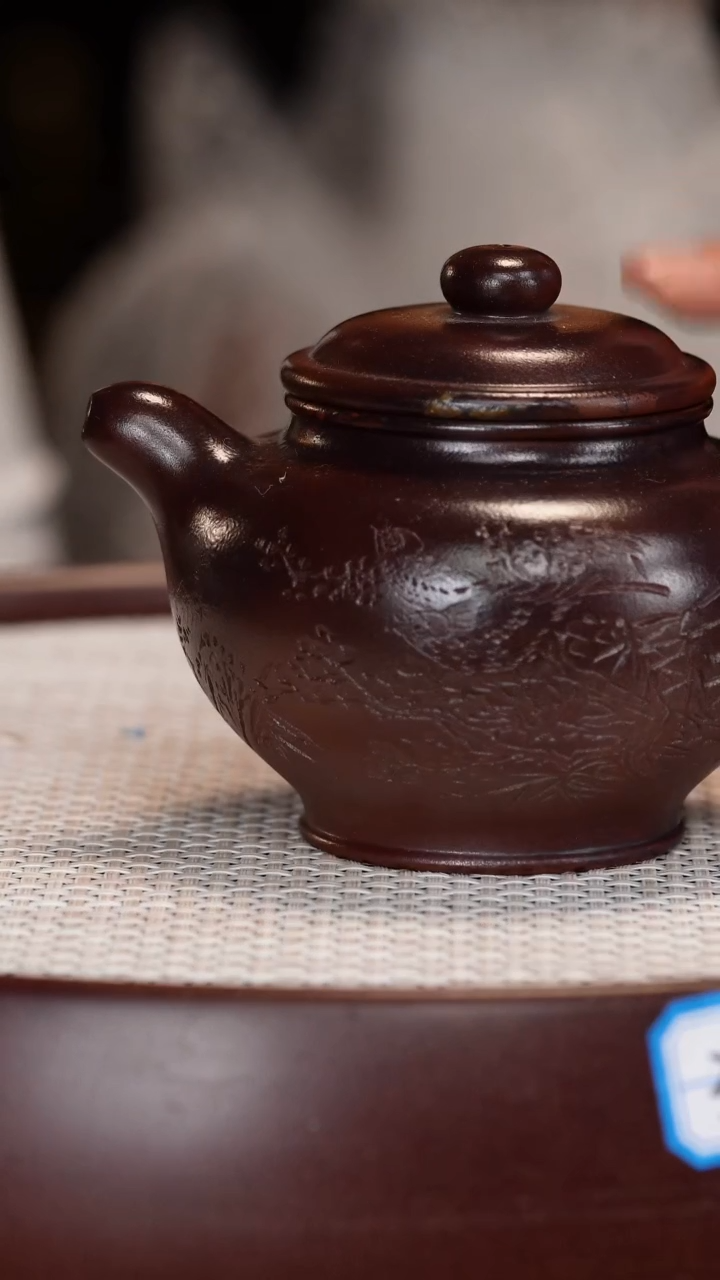 茶壶紫砂【彭全中】朱泥柴烧掇只      