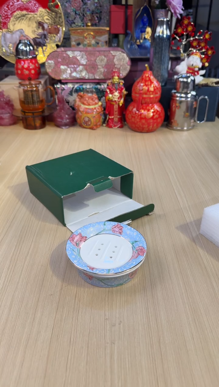 157郁金香肥皂盒