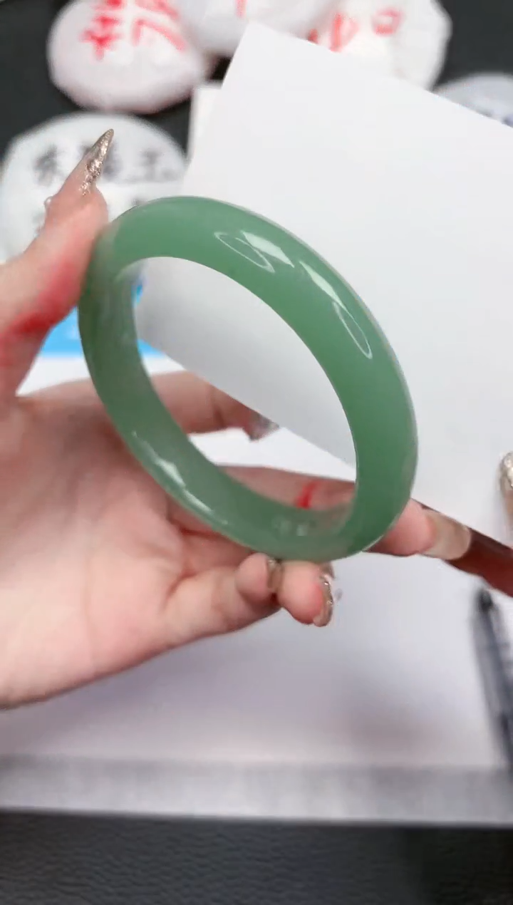 【闪购商品】石英质玉手镯未镶嵌500-58.3