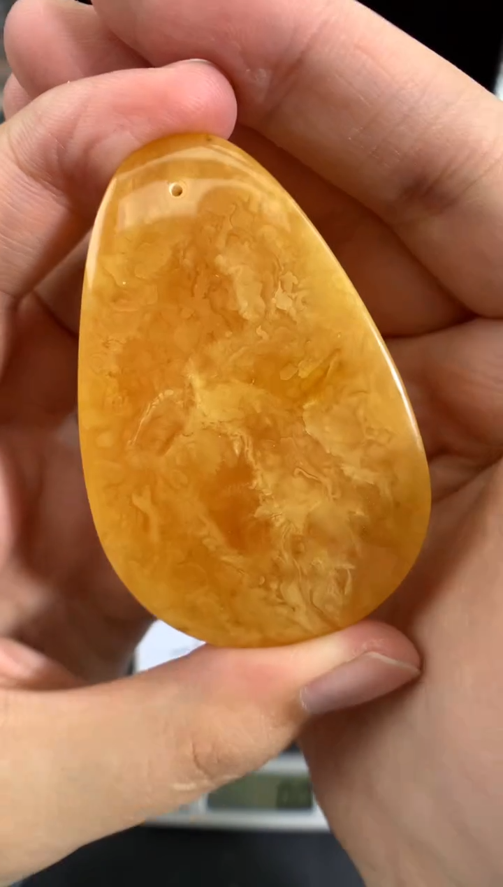 蜜蜡未镶嵌珠宝奇石1