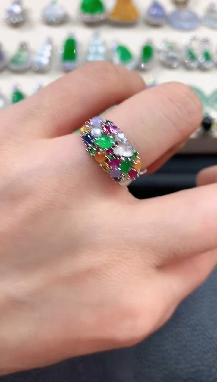 【闪购商品】翡翠戒指18K金镶嵌b87       