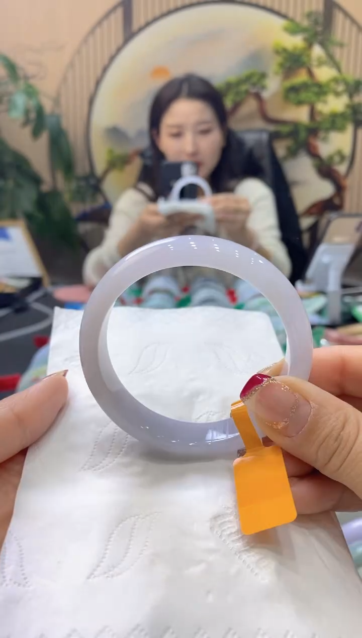 【闪购商品】翡翠手镯未镶嵌99903336