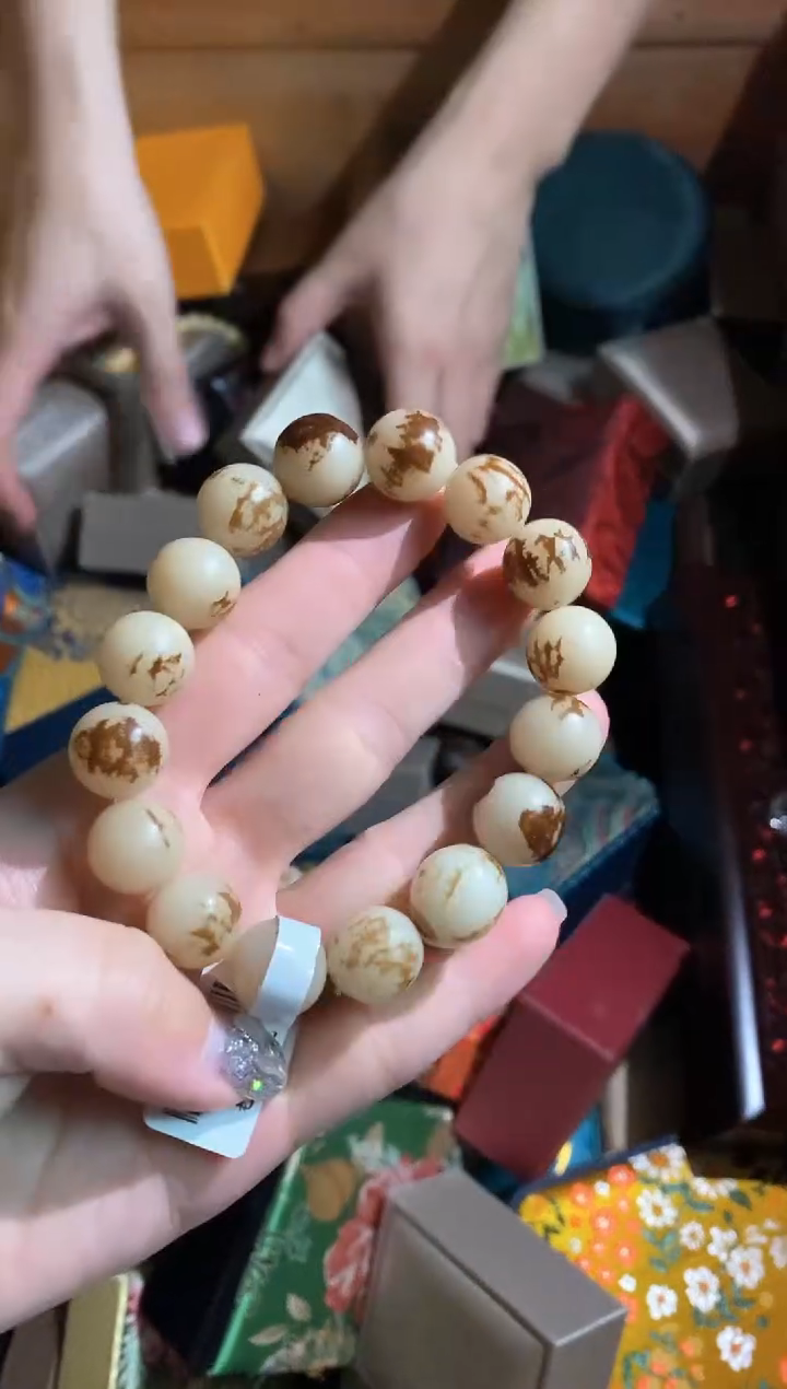 白玉菩提手串永玉阁精品专属摆件