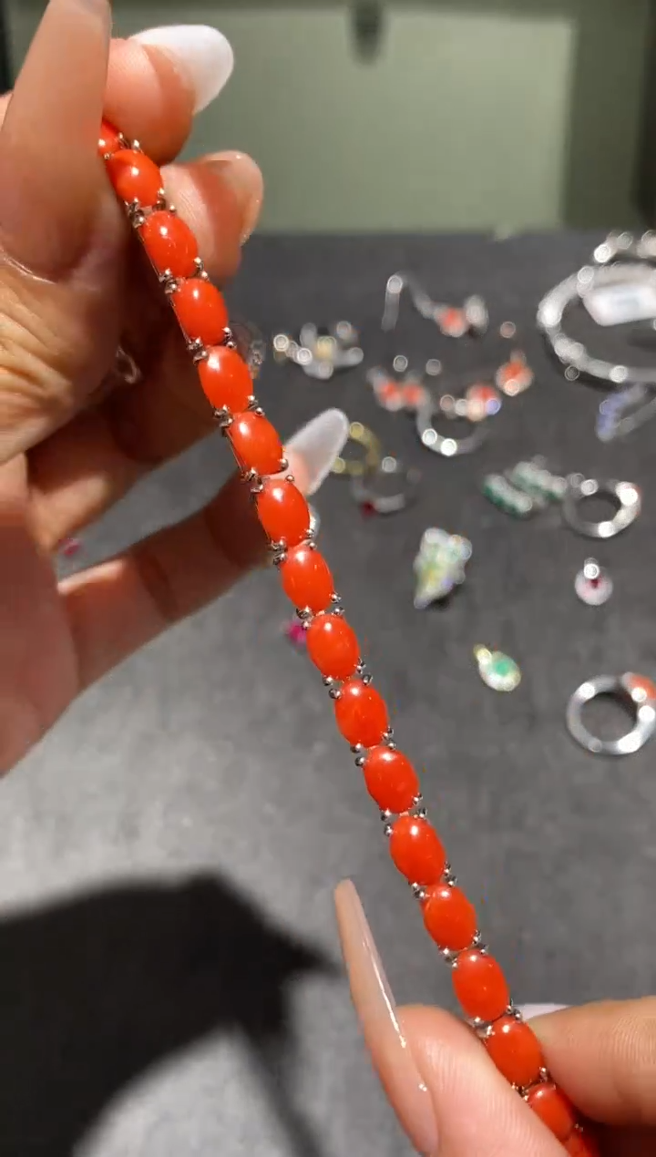 无925银海里红手链