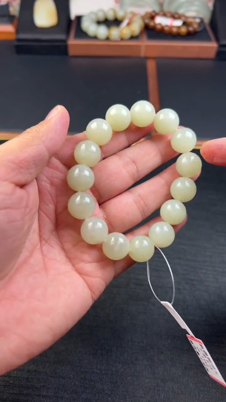 【闪购商品】和田玉手串未镶嵌若羌微色差卡14