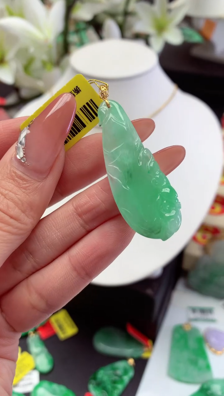 【闪购商品】翡翠吊坠(不含链)18K金镶嵌挂件