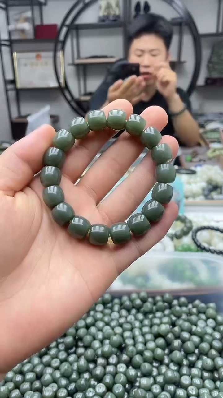 手串未镶嵌和田玉新疆且末蓝12直切