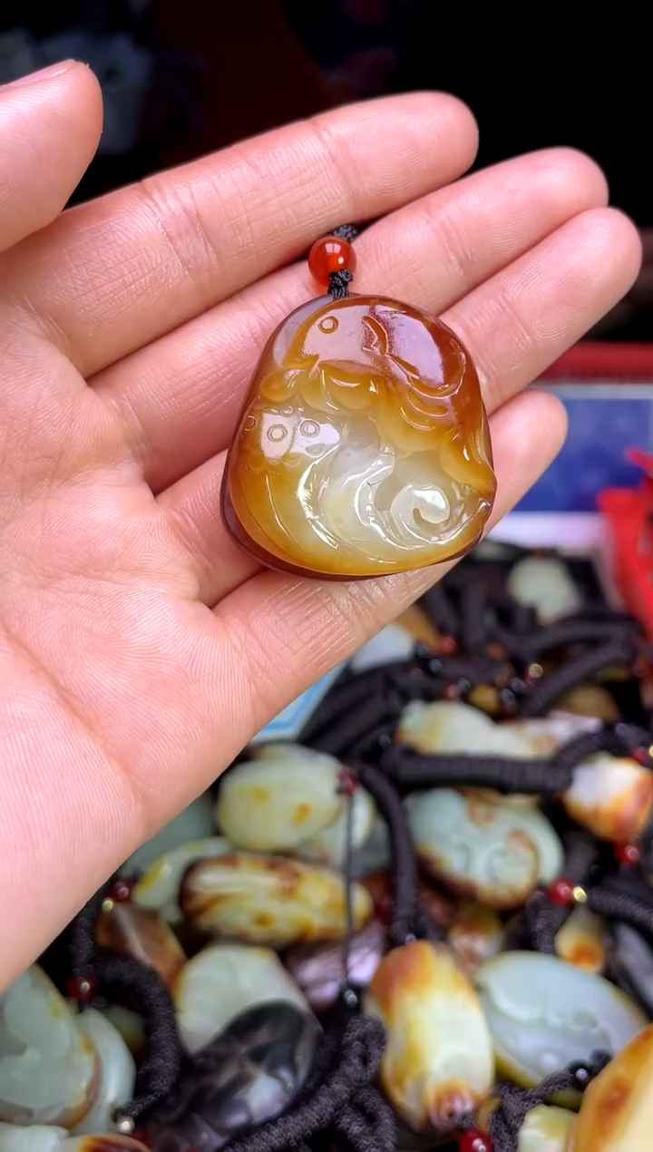 【闪购商品】和田玉未镶嵌颈饰1