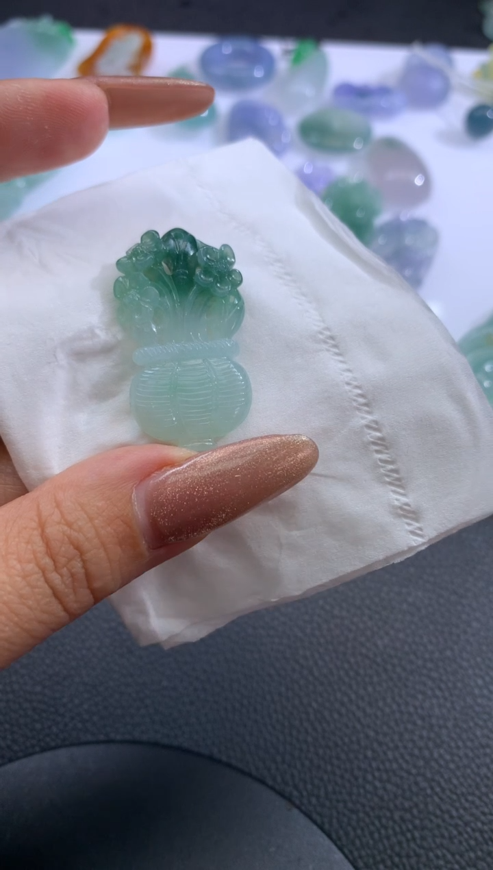 【闪购商品】定制翡翠未镶嵌翡翠