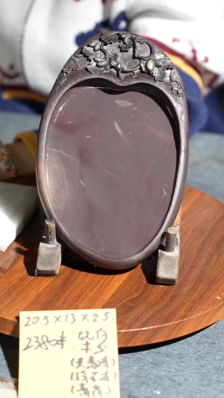 8寸回流天青冻浮云冻青花带木盒