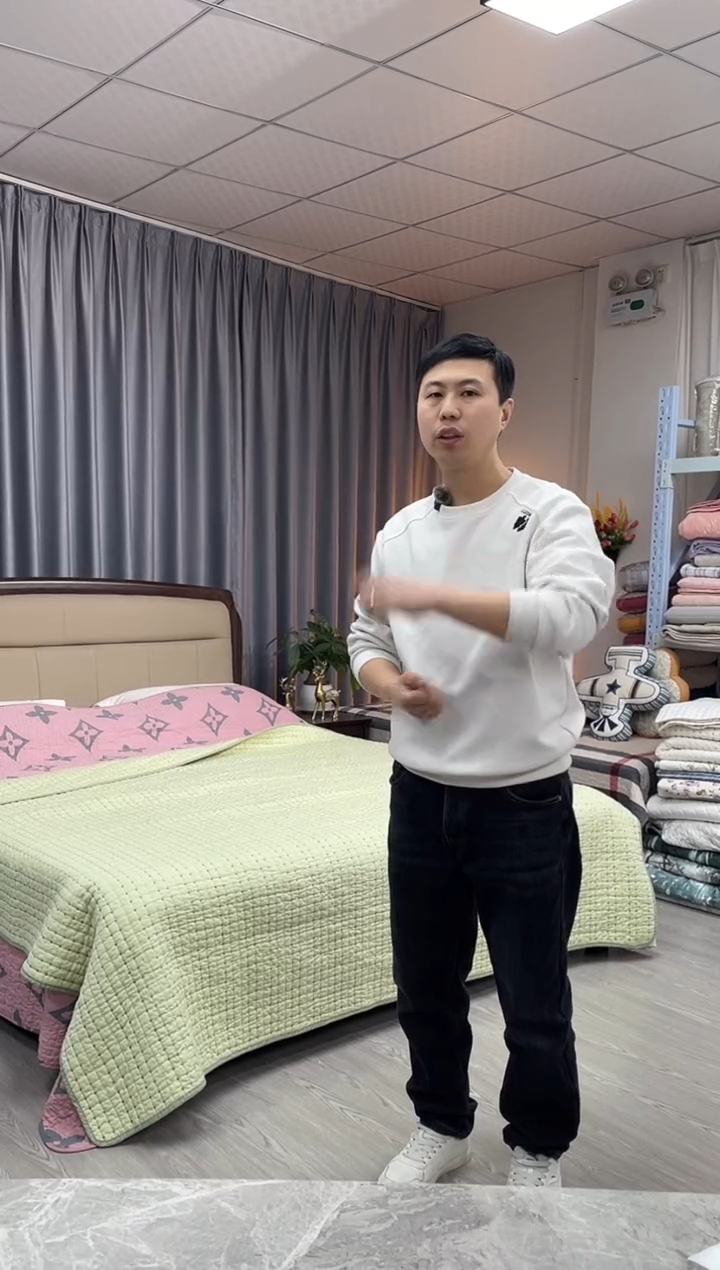 棉双面斜纹哑光绿（米粒秀）