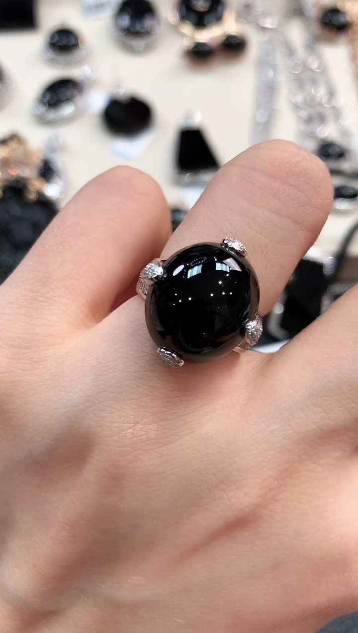 【闪购商品】翡翠戒指18K金镶嵌m97       