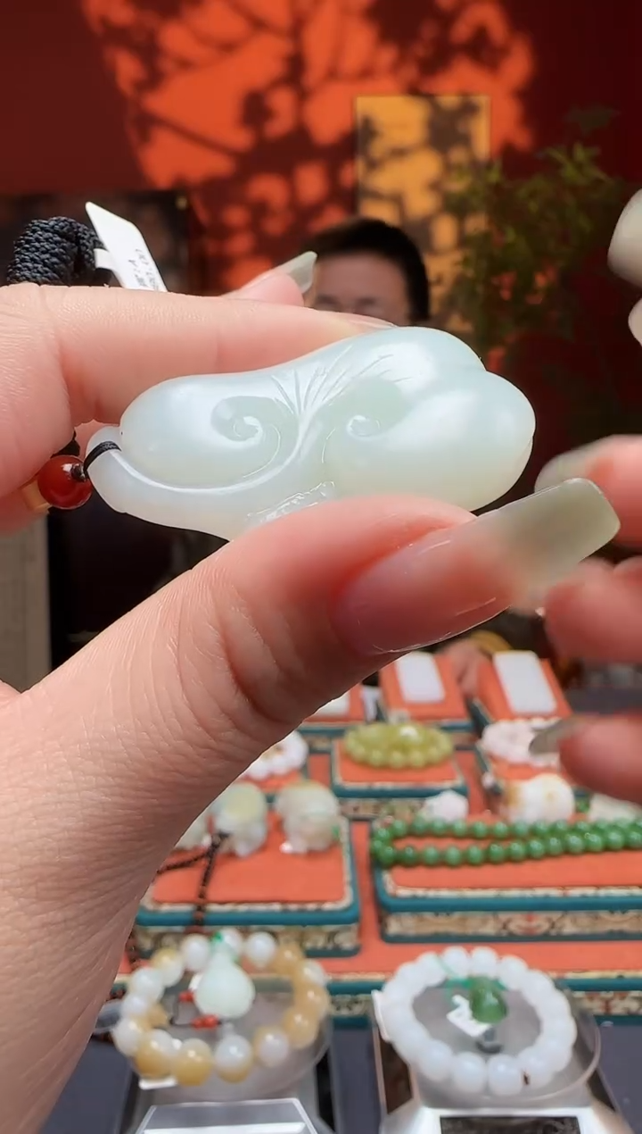 【闪购商品】和田玉吊坠未镶嵌吊坠