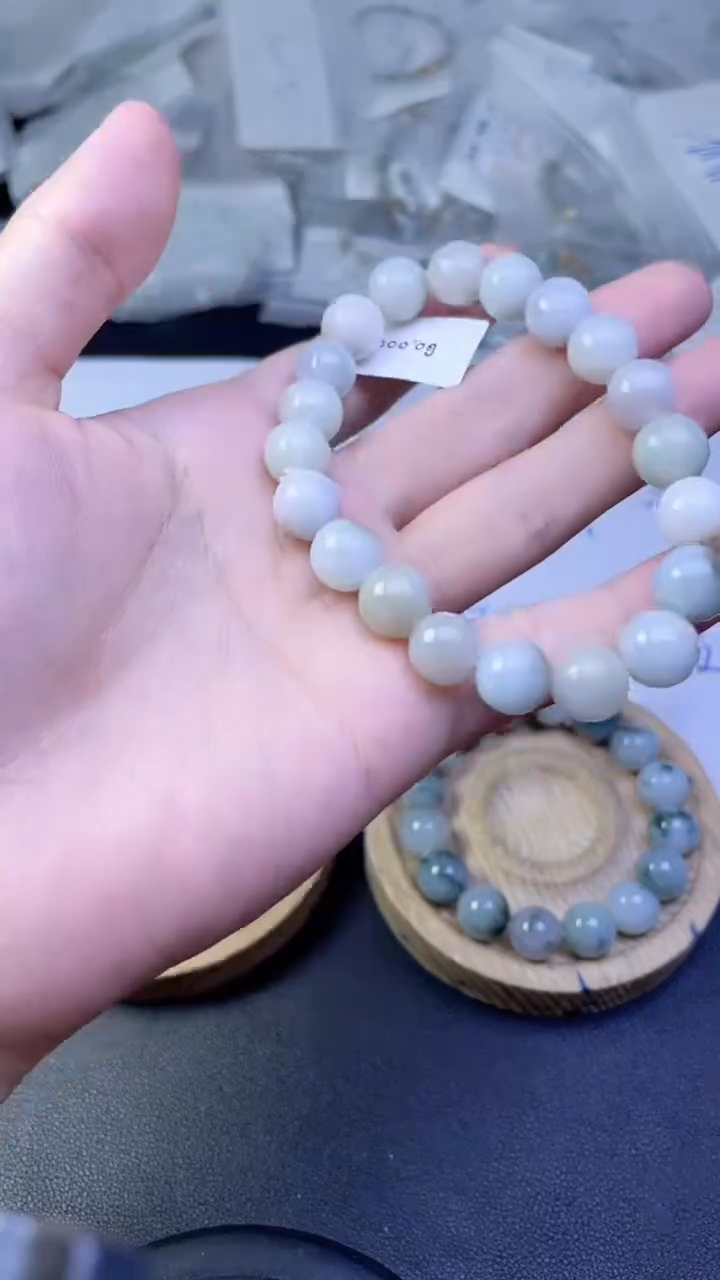 未镶嵌定制翡翠珠串