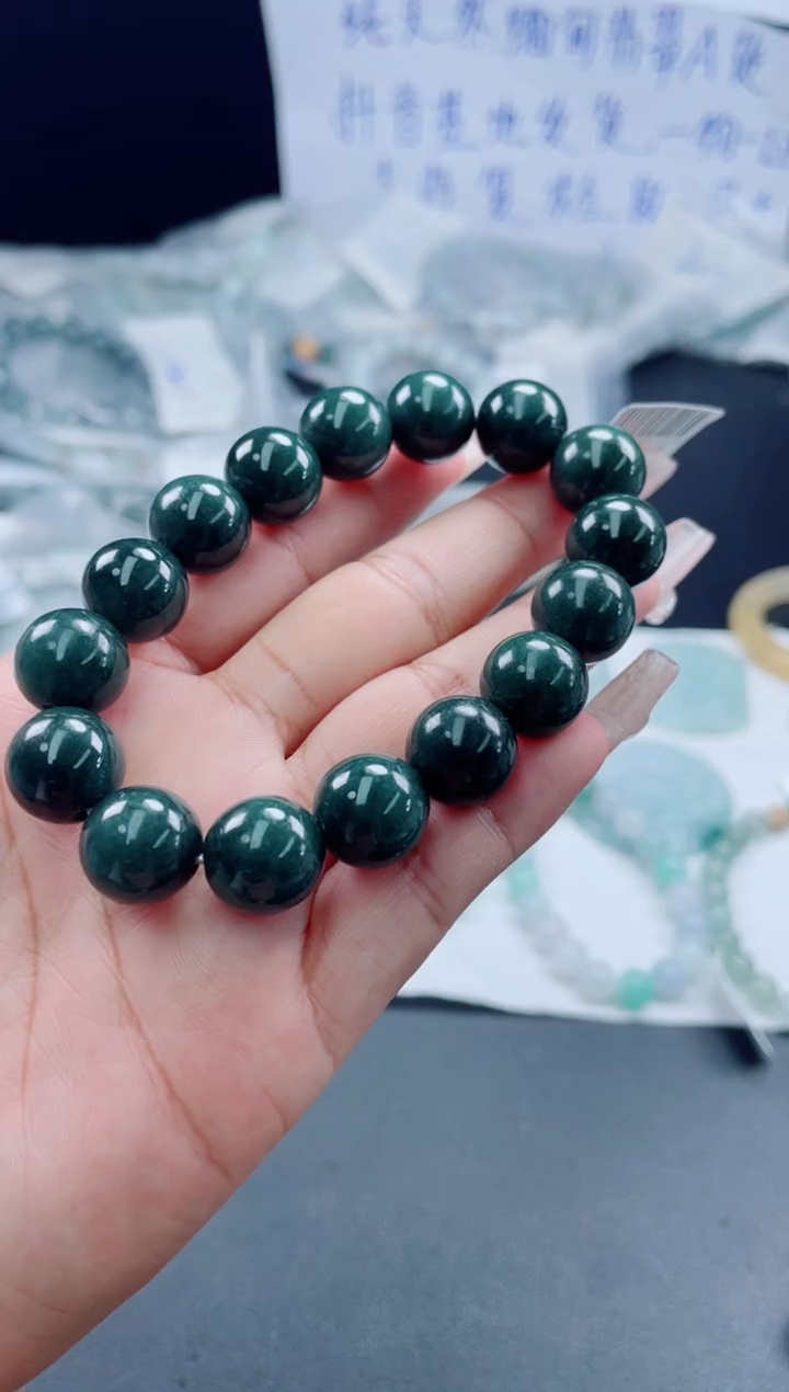 未镶嵌定制翡翠珠串