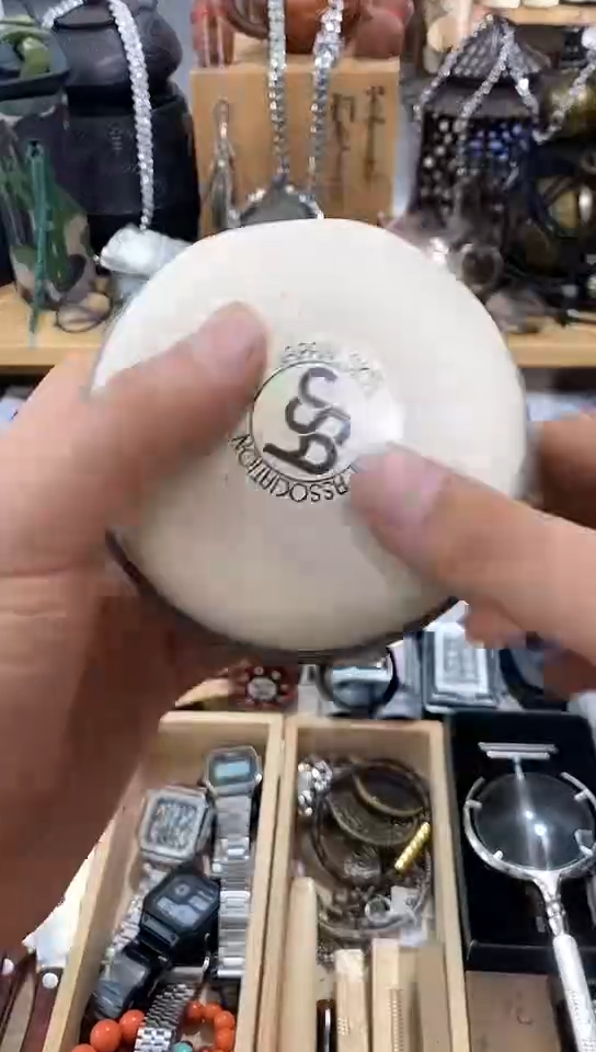 瓷片闪购商品  如图所示