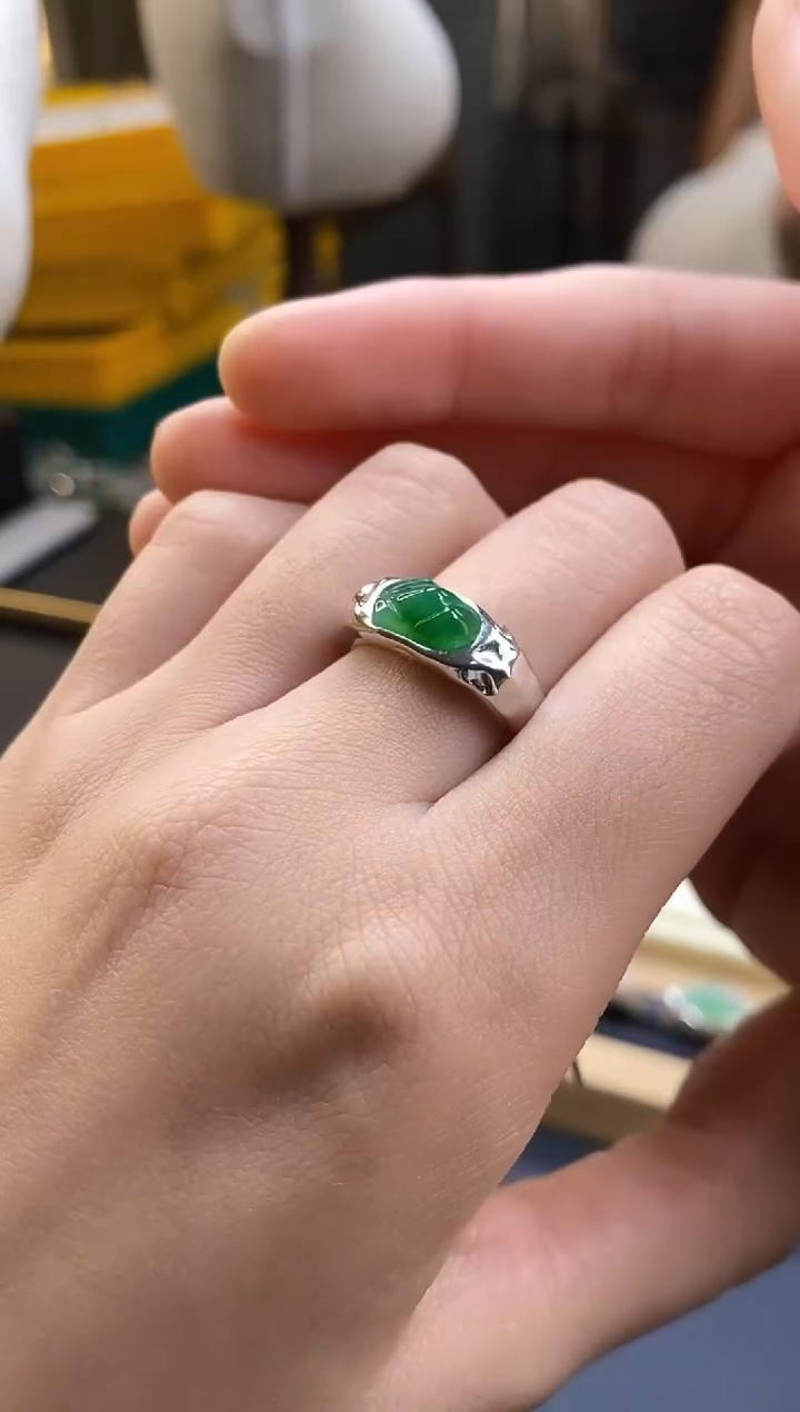 颈饰银S925镶嵌翡翠18160