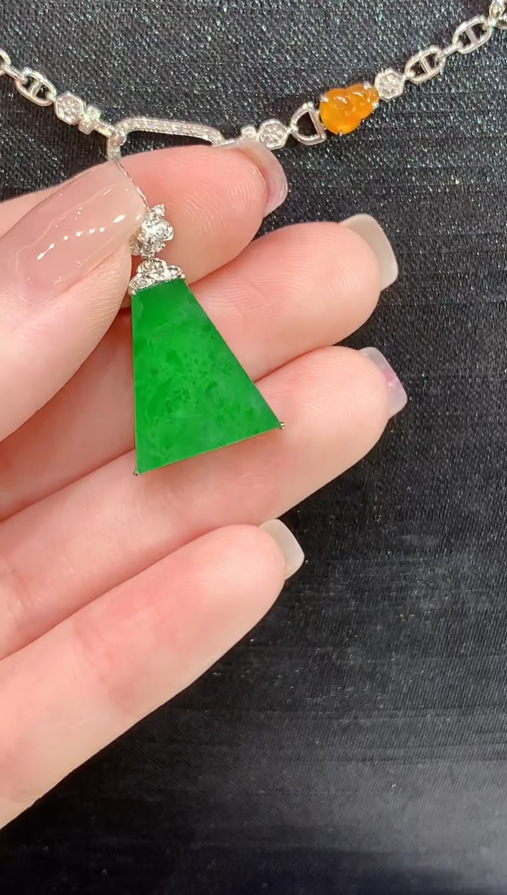 吊坠(不含链)18K金镶嵌翡翠L1981-2多样性发其一