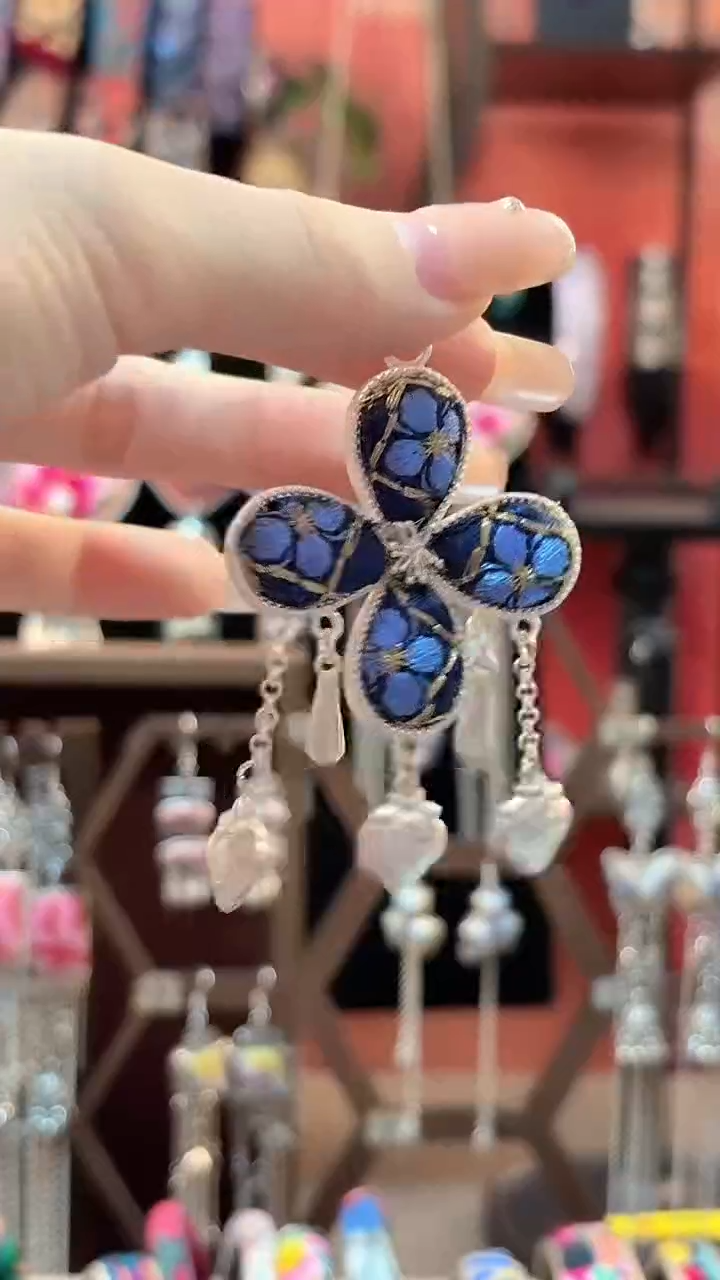 织绣 云织谣民族风精美饰品   274