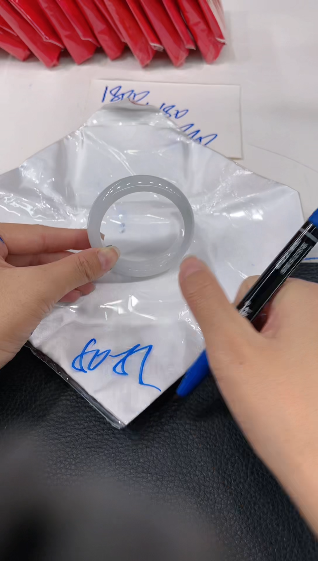 【闪购商品】翡翠手镯未镶嵌手镯