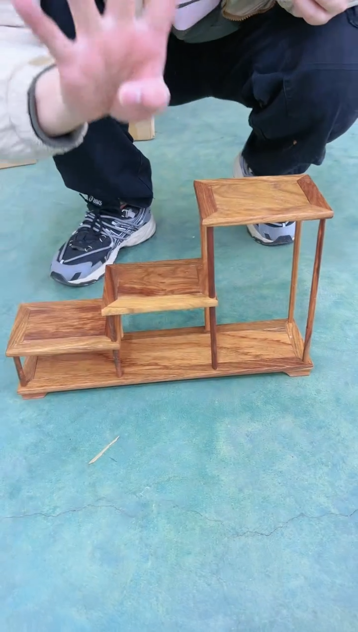 【闪购商品】刺猬紫檀（非洲黄花梨）步步高三步台一个