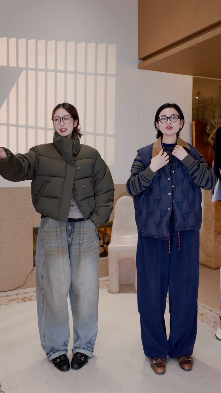 三醋酯纤维尼龙翻领马甲 L码