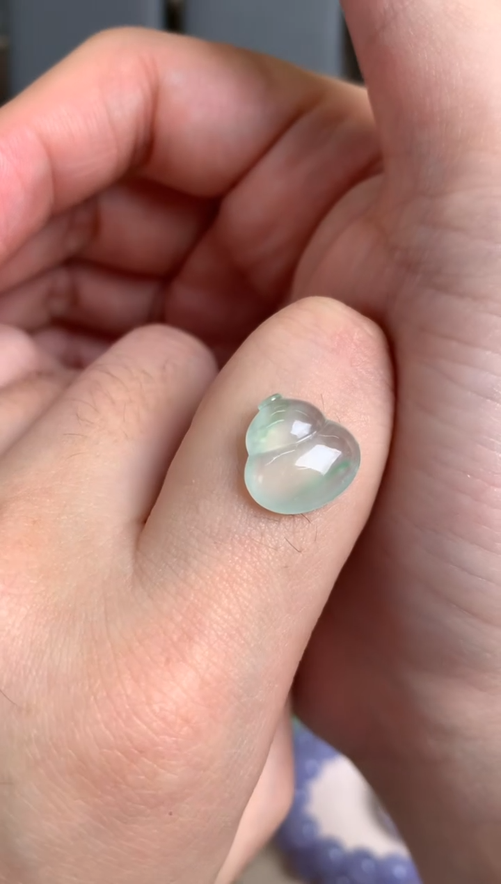 未镶嵌定制翡翠裸玉