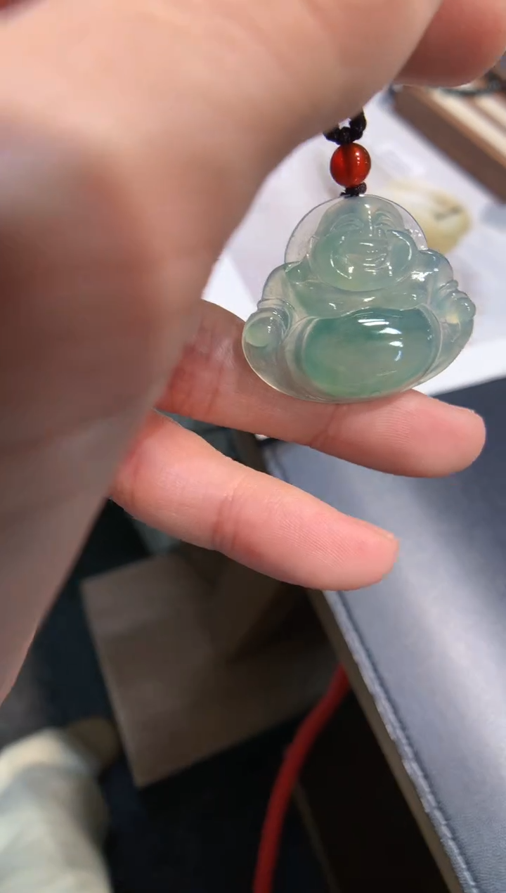 颈饰未镶嵌翡翠佛公