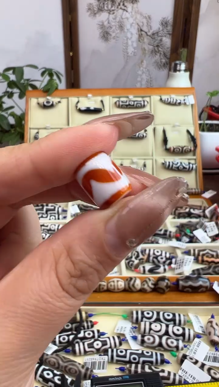 【闪购商品】玛瑙/玉髓吊坠(不含链)未镶嵌60.(微瑕随机发货)