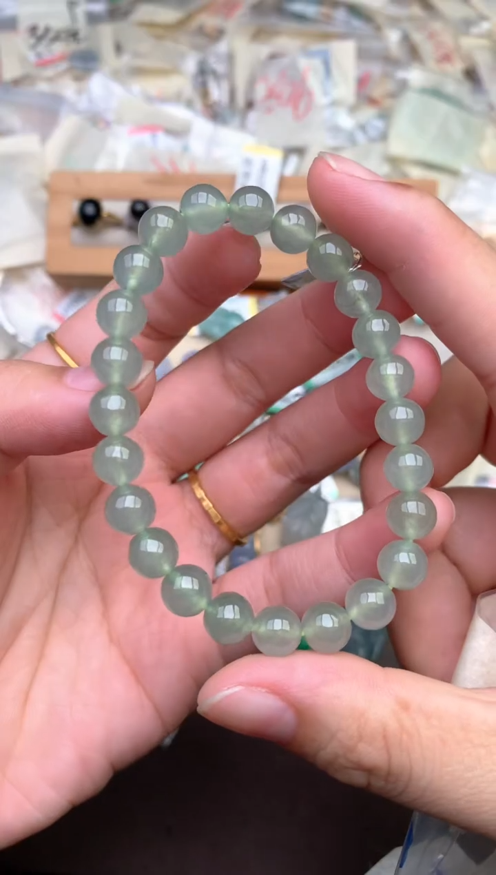 未镶嵌挂件翡翠 —