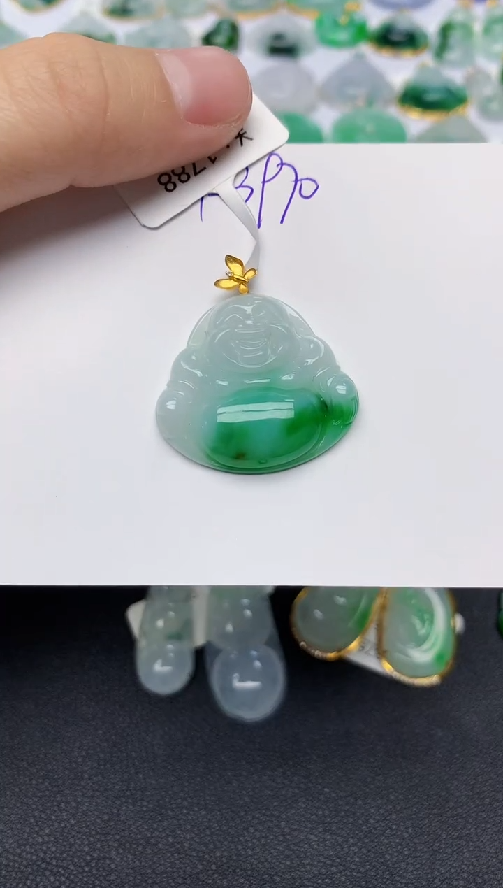 颈饰18K金镶嵌翡翠 天然缅甸A货翡翠百元以上9元证书费自理