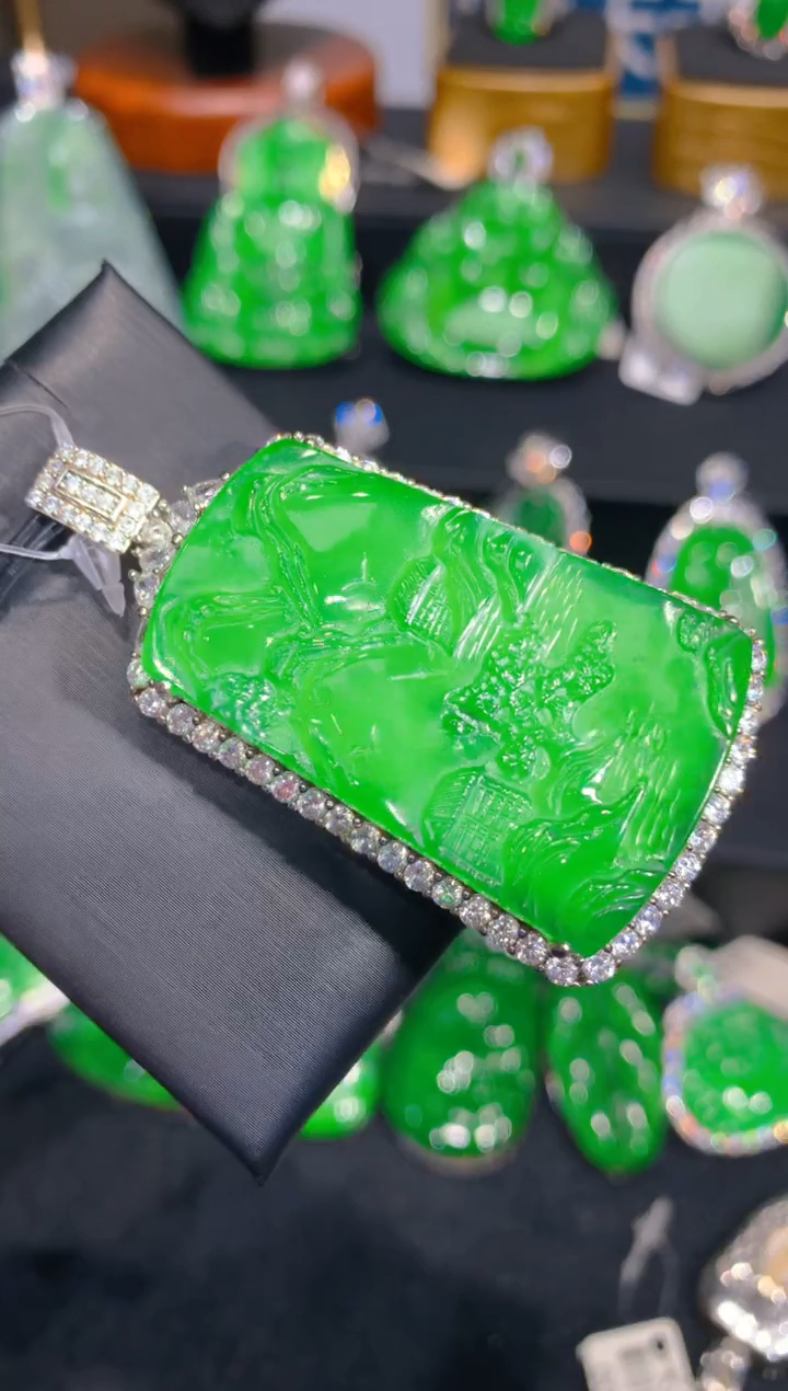 【闪购商品】翡翠颈饰银S925镶嵌37一季