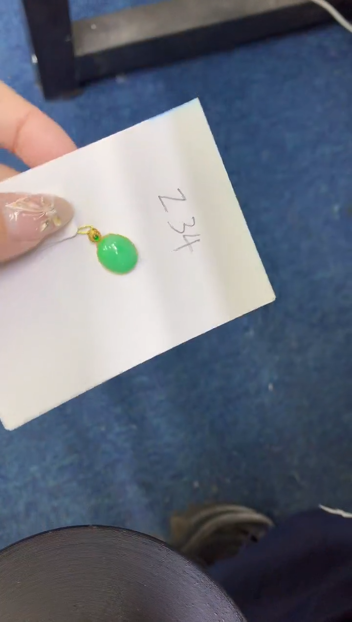 【闪购商品】翡翠颈饰18K金镶嵌00000000000