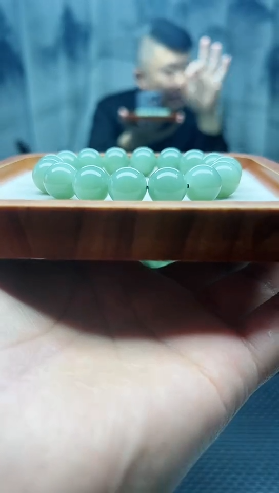 未镶嵌手串和田玉粉青卡14纯天然拍一发一