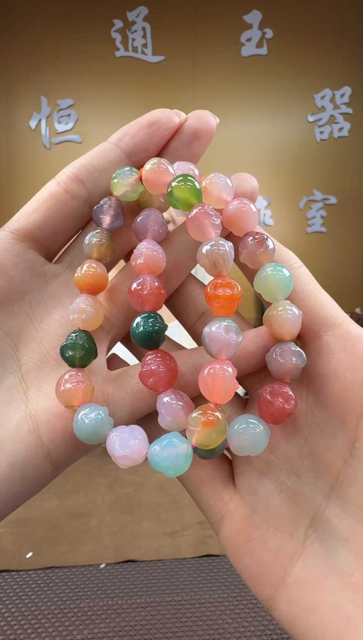 未镶嵌颈饰玛瑙/玉髓手串（多样性，发一）