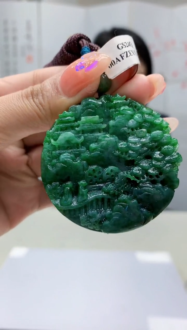 【闪购商品】定制翡翠未镶嵌3123MM-毛货挂件78