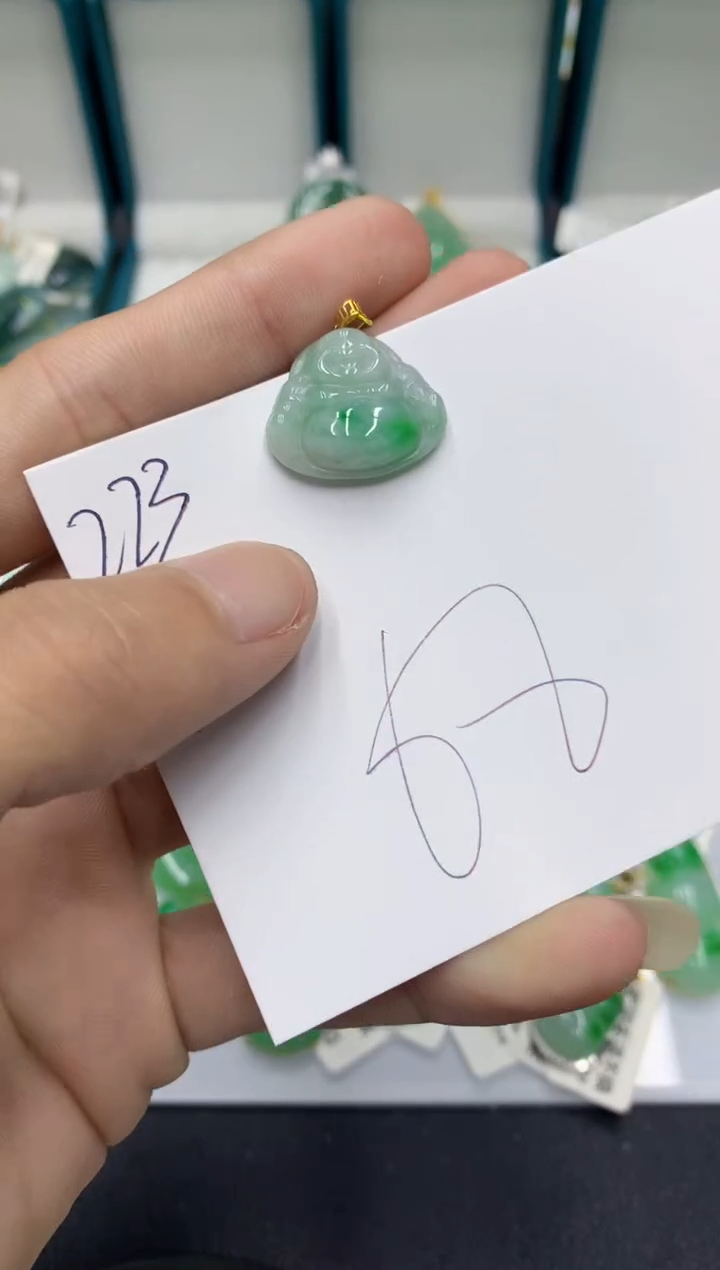 【闪购商品】翡翠颈饰18K金镶嵌翡翠