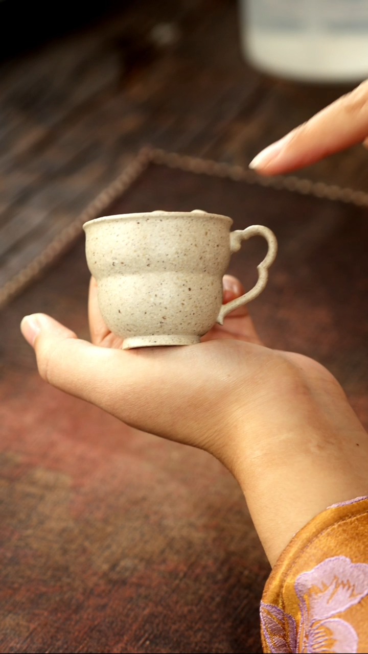 茶杯紫砂福利紫砂白段葫芦手把杯