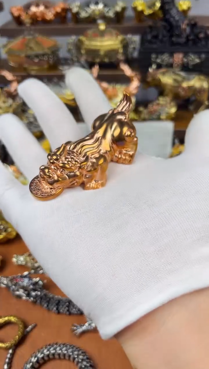 紫铜将军貔貅黄铜摆件实心