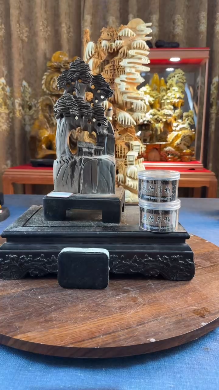 阴沉木木雕款露****台山水摆件