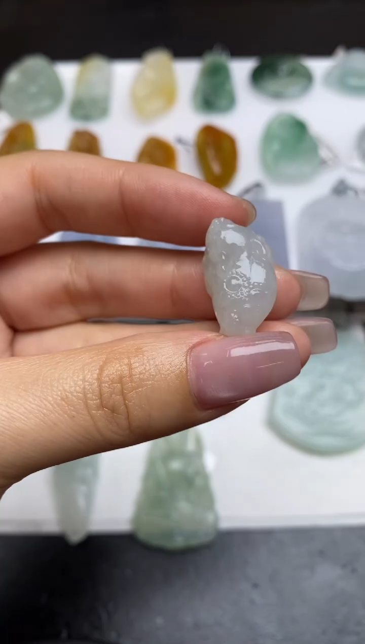 【闪购商品】定制翡翠未镶嵌翡翠毛货~