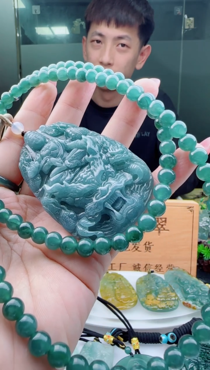 【闪购商品】翡翠颈饰未镶嵌1111111111111