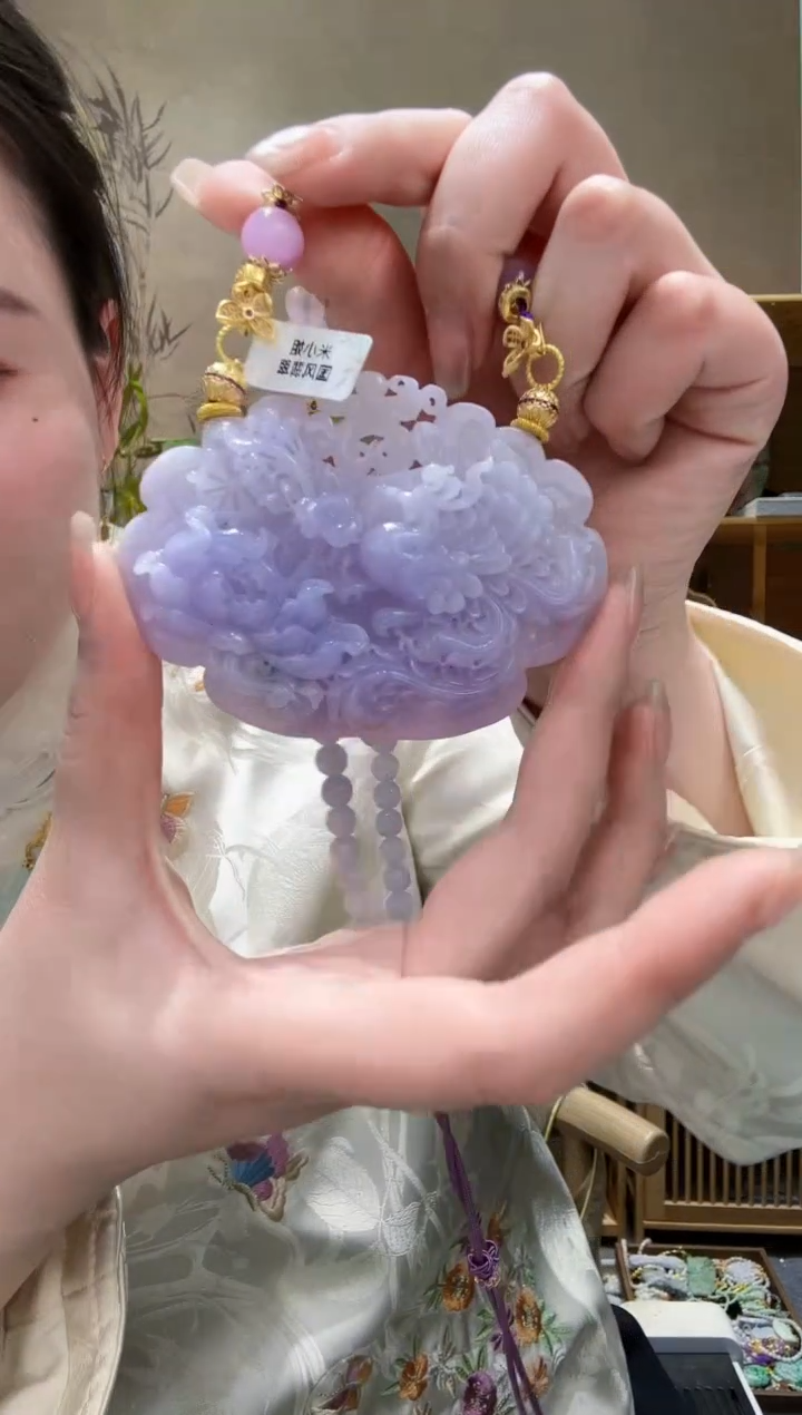 【闪购商品】翡翠颈饰未镶嵌吊坠