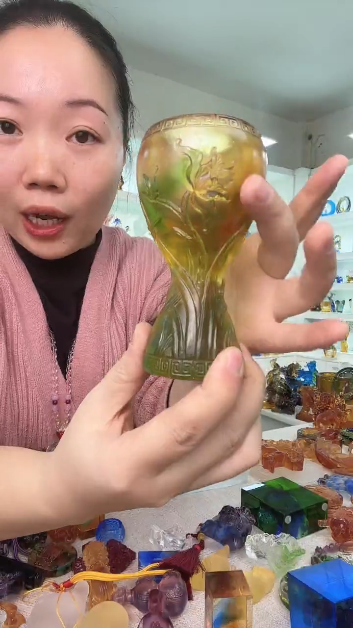 手工艺品琉璃供水杯