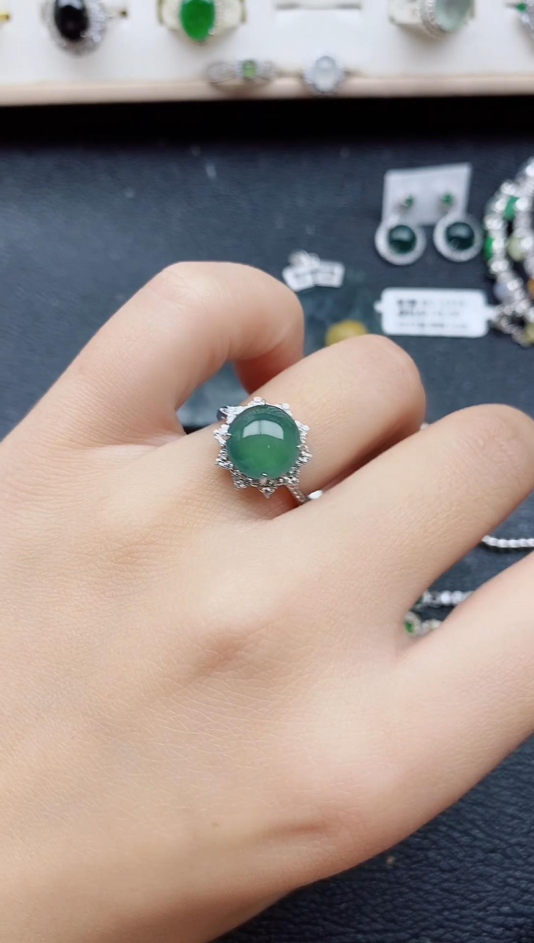 【闪购商品】翡翠戒指银S925镶嵌11111